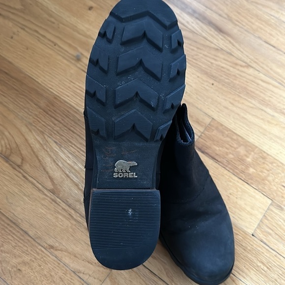Sorel sz 9 black leather Emelie flat black boot great pre owned condition - Picture 6 of 6